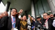 Roy Suryo dan dr Tifa Dibebaskan. (Okezone).