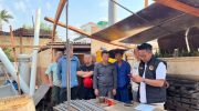 10 Warga Negara Asing (WNA) asal Tiongkok/China ditangkap petugas Imigrasi Jakarta Utara saat bekerja sebagai buruh bangunan di kawasan Pluit, Kecamatan Penjaringan. (HO-Imigrasi Jakut)
