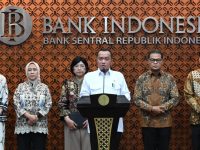 Menteri Sekretaris Negara, Prasetyo Hadi menyampaikan keterangan pers di Gedung Bank Indonesia, Jakarta, pada Senin, 27 Juli 2026. (Setpres)