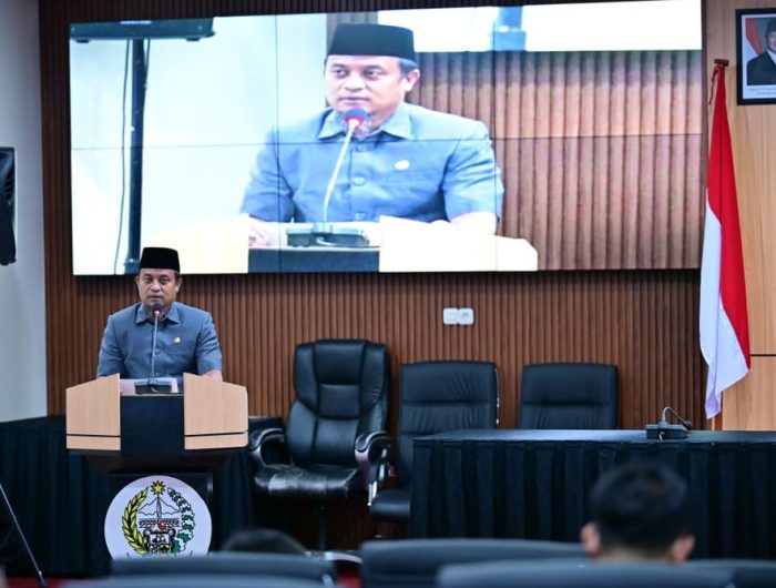 Gubernur Sulsel Banjir Apresiasi Dewan saat Paparkan Jawaban Ranperda Pertanggunganjawaban APBD 2025