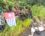 Pasukan TPNPB mengeksekusi dua orang yang dituding sebagai mata-mata di Yahukimo, Papua Pegunungan. (Tangkapan layar TPNPB-OPM)