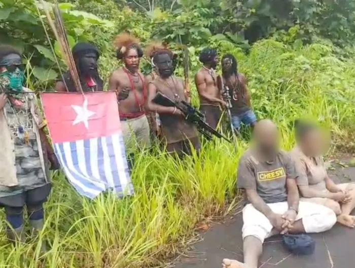 Pasukan TPNPB mengeksekusi dua orang yang dituding sebagai mata-mata di Yahukimo, Papua Pegunungan. (Tangkapan layar TPNPB-OPM)