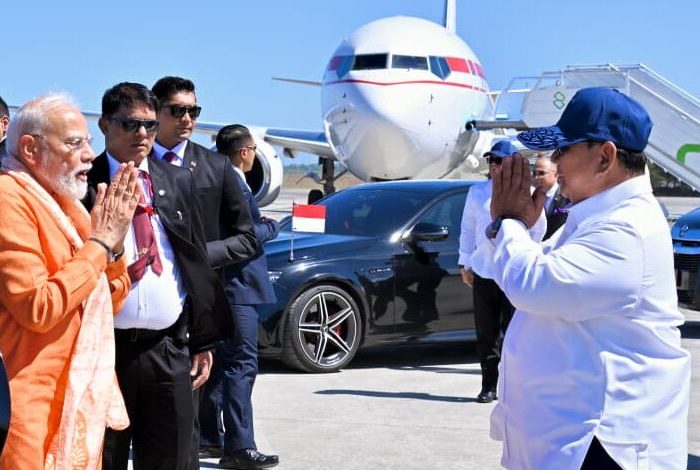 Presiden Prabowo Subianto bersama Perdana Menteri (PM) India Narendra Modi tiba di Bandara Internasional Yogyakarta, Kabupaten Kulon Progo, Daerah Istimewa Yogyakarta, pada Rabu, 8 Juli 2026. (Setpres)