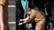 Turun Langsung ke Rumah-rumah, Cara Appi Pastikan Aliran Air PDAM Sampai ke Warga