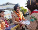 Fatmawati Rusdi Cetak Generasi Tangguh lewat Pengukuhan 241 Pramuka Garuda Makassar