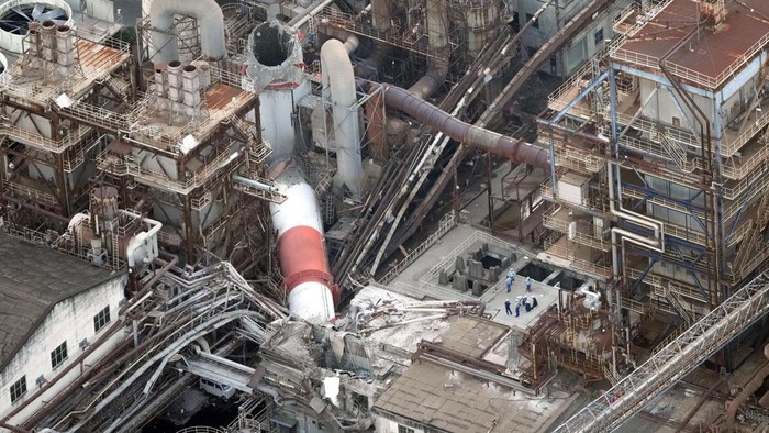 Penampakan efek pasca gempa Jepang (REUTERS)