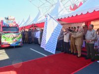 Gubernur Andi Sudirman Lepas Bantuan Pertanian Rp323 Miliar untuk 24 Kabupaten Kota di Sulsel