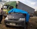 Penampakan pikap (hitam) yang dihantam dua truk (ANTARA)