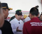 Kepala Staf Kepresidenan Jenderal TNI (Purn.) Prof. Dr. Dudung Abdurachman melakukan kunjungan mendadak ke Koperasi Desa/Kelurahan Merah Putih (KDKMP) di Desa Sukoharjo, Kabupaten Bojonegoro, Jawa Timur pada Selasa 7 Juli 2026. (ksp.go.id)