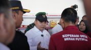 Kepala Staf Kepresidenan Jenderal TNI (Purn.) Prof. Dr. Dudung Abdurachman melakukan kunjungan mendadak ke Koperasi Desa/Kelurahan Merah Putih (KDKMP) di Desa Sukoharjo, Kabupaten Bojonegoro, Jawa Timur pada Selasa 7 Juli 2026. (ksp.go.id)
