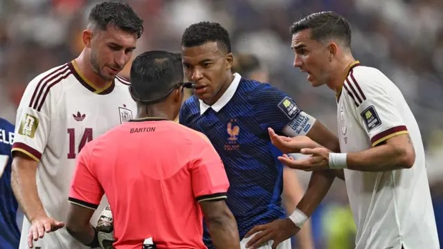 Laga semifinal Piala Dunia 2026 berakhir 2-0 untuk kemenangan Spanyol. (AFP)