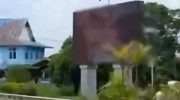 Viral di media sosial tayangan konten pornografi di videotron di Kabupaten Melawi, Kalimantan Barat, pada Senin 27 Juli 2026. (Tangkapan layar)