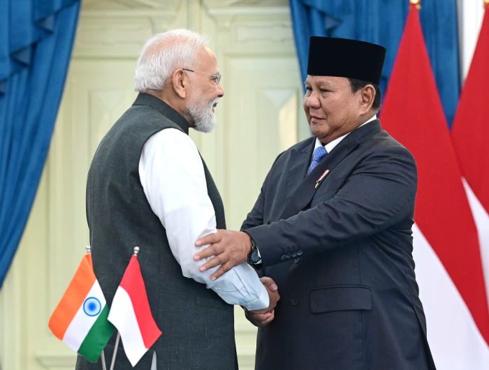 Presiden Republik Indonesia Prabowo Subianto dan Perdana Menteri India Narendra Modi menyaksikan secara langsung penandatanganan dan pengumuman sejumlah nota kesepakatan (MoU) strategis antara Indonesia dan India. (Setkab)