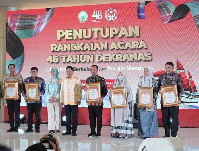 Kota Makassar Raih Penghargaan Nasional Wastra dan Kriya