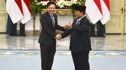 PM Singapura Lawrence Wong (kiri), Presiden Prabowo (kanan). (ANTARA)