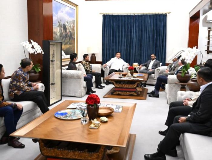 Presiden Prabowo Subianto menerima kunjungan kehormatan Direktur Federal Bureau of Investigation (FBI) Amerika Serikat, Kash Patel, di Kertanegara, Jakarta, pada Rabu, 22 Juli 2026. (Setpres)