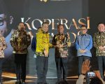 Gubernur Andi Sudirman Sabet Penghargaan Bakti Koperasi di Koperasi Awards 2026