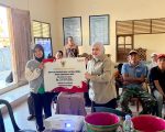 Gubernur Sulsel Salurkan Bantuan 130 Rumah Tangga di Gowa dan Bantaeng