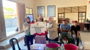 Gubernur Sulsel Salurkan Bantuan 130 Rumah Tangga di Gowa dan Bantaeng