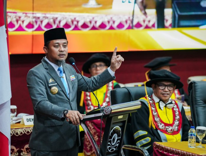 Dies Natalis ke-65 UNM, Gubernur Sulsel Dorong Kolaborasi Kampus dan Pemerintah Bangun SDM Unggul