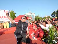 Lepas Jalan Sehat Warga Maccini Sombala, Munafri Pesankan Pilah Sampah dan Waspada Kemarau