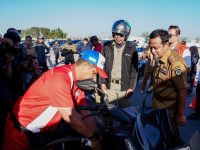 Gubernur Sulsel Tinjau Pengisian BBM Kendaraan Roda Dua di Modular SPBU Kawasan CPI, Pengendara Motor Kini Punya Akses Tambahan