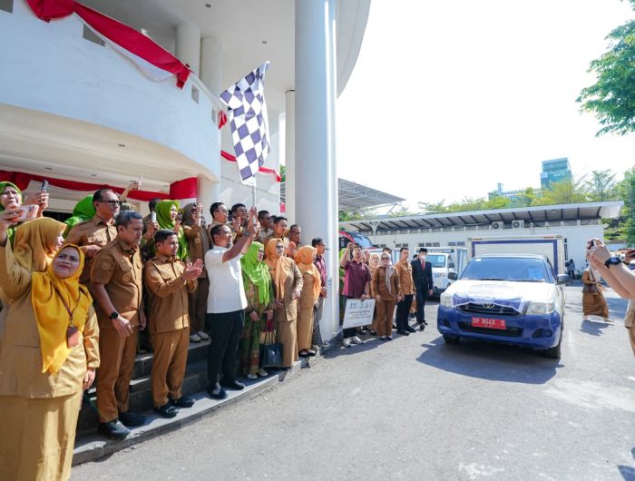 Perkuat Gizi Anak, Gubernur Sulsel Lepas Distribusi Bantuan Susu untuk 24 Kabupaten/Kota
